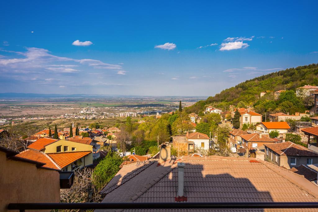 Family Hotel Ogi Asenovgrad Bagian luar foto